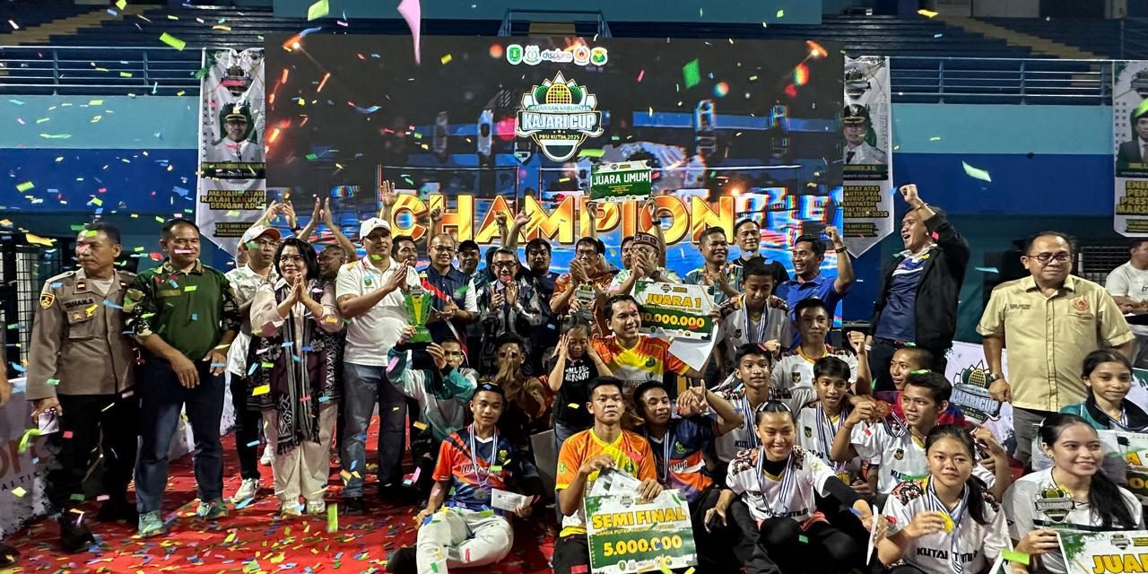 Sengit, Final Kajari Cup PBSI Kutim 2025, Kajari Reopan : Pertandingan Luar Biasa