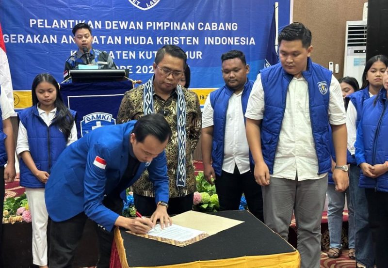 Di Pelantikan Pengurus DPC GAMKI Kutim , Wabup Mahyunadi : Pemerintah Mengayomi Semua Umat Beragama