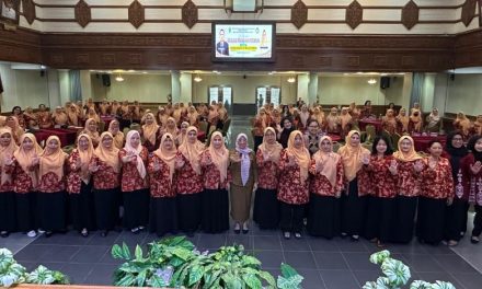 DPPPA Kutim dan DWP Gelar Sosialisasi Perlindungan Perempuan, Angkat Isu Kekerasan hingga Quarter Life Crisis