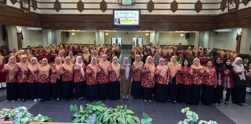 DPPPA Kutim dan DWP Gelar Sosialisasi Perlindungan Perempuan, Angkat Isu Kekerasan hingga Quarter Life Crisis