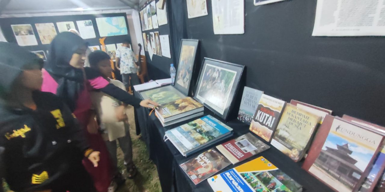 Benda Purbakala Sangkulirang Tarik Antusiasme Warga di Festival Pesona Budaya