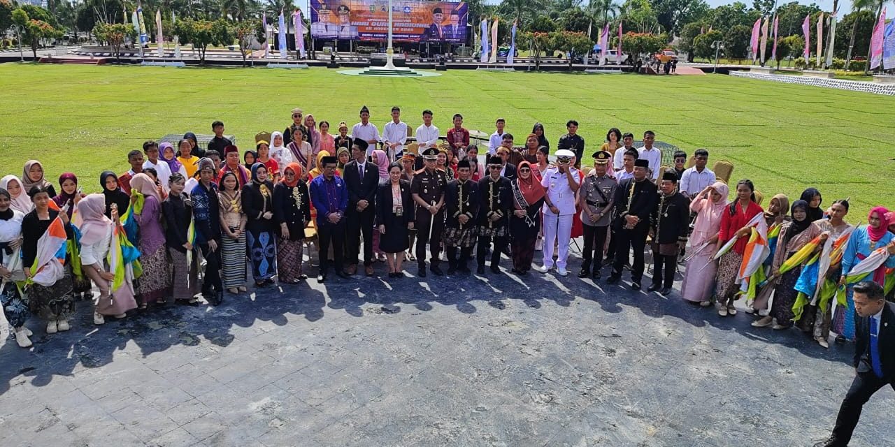 Bupati Kutai Timur Sampaikan Apresiasi pada Peringatan Hari Guru Nasional