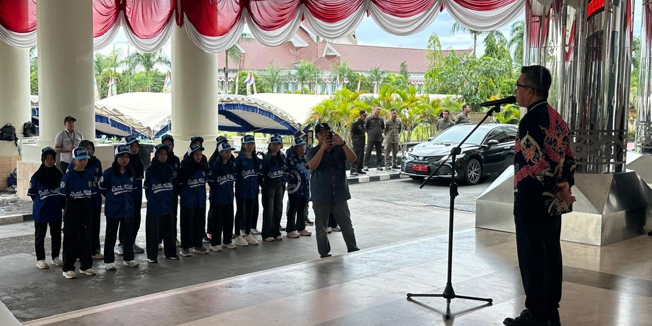 Kutim Berangkatkan Atlet Baseball dan Softball, Bupati Optimistis Peringkat Porprov Meningkat