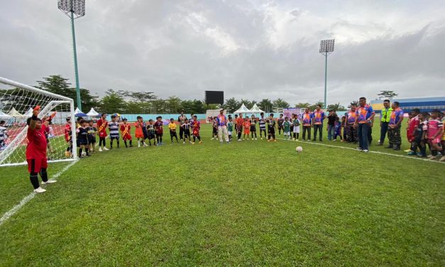 Turnamen Bupati Cup 2025 Dibuka, Kutim Mantapkan Pembinaan Sepak Bola Usia Dini