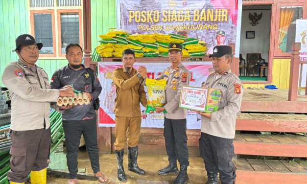 Pascabanjir Karangan: Lingkungan Dibersihkan, Bantuan Sosial Mulai Disalurkan