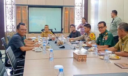 Jelang Ramadan, Bupati Ardiansyah Pastikan Stok Bahan Pokok dan Jalur Distribusi di Kutim Aman