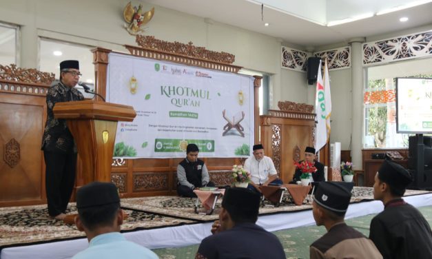 Bupati Ardiansyah: Khotmul Qur’an Momentum Memperkuat Iman dan Kepedulian Sosial di Bulan Ramadhan