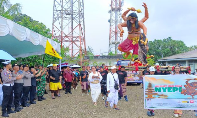 Bupati Ardiansyah Lepas Pawai Ogoh-Ogoh, Simbol Penyucian Diri Sambut Nyepi