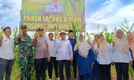 Bupati Kutim Dorong Lahan Jagung B-TEAM Jadi Ekowisata