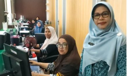 Disdukcapil Kutim Tetap Layani Warga Saat Cuti Bersama