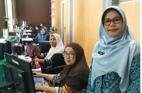 Disdukcapil Kutim Tetap Layani Warga Saat Cuti Bersama