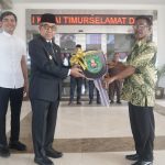 Apresiasi Kinerja RT, Pemkab Kutim Bagikan 35 Motor Operasional