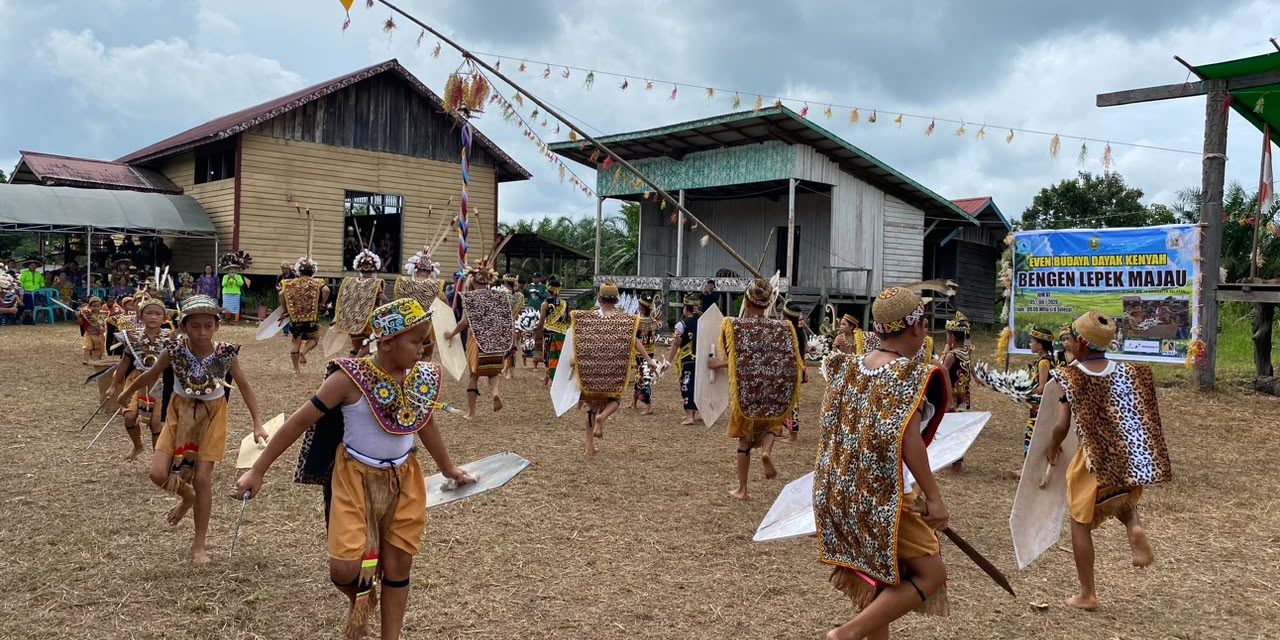 Masyarakat Dayak Kenyah Rayakan Hasil Panen Lewat Festival Bengen Lepek Majau