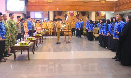 Bupati Kutim Lantik Pejabat Fungsional dan Angkat 214 CPNS Menjadi PNS